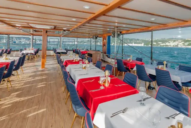 Istanbul Dinner Cruise With Private Table