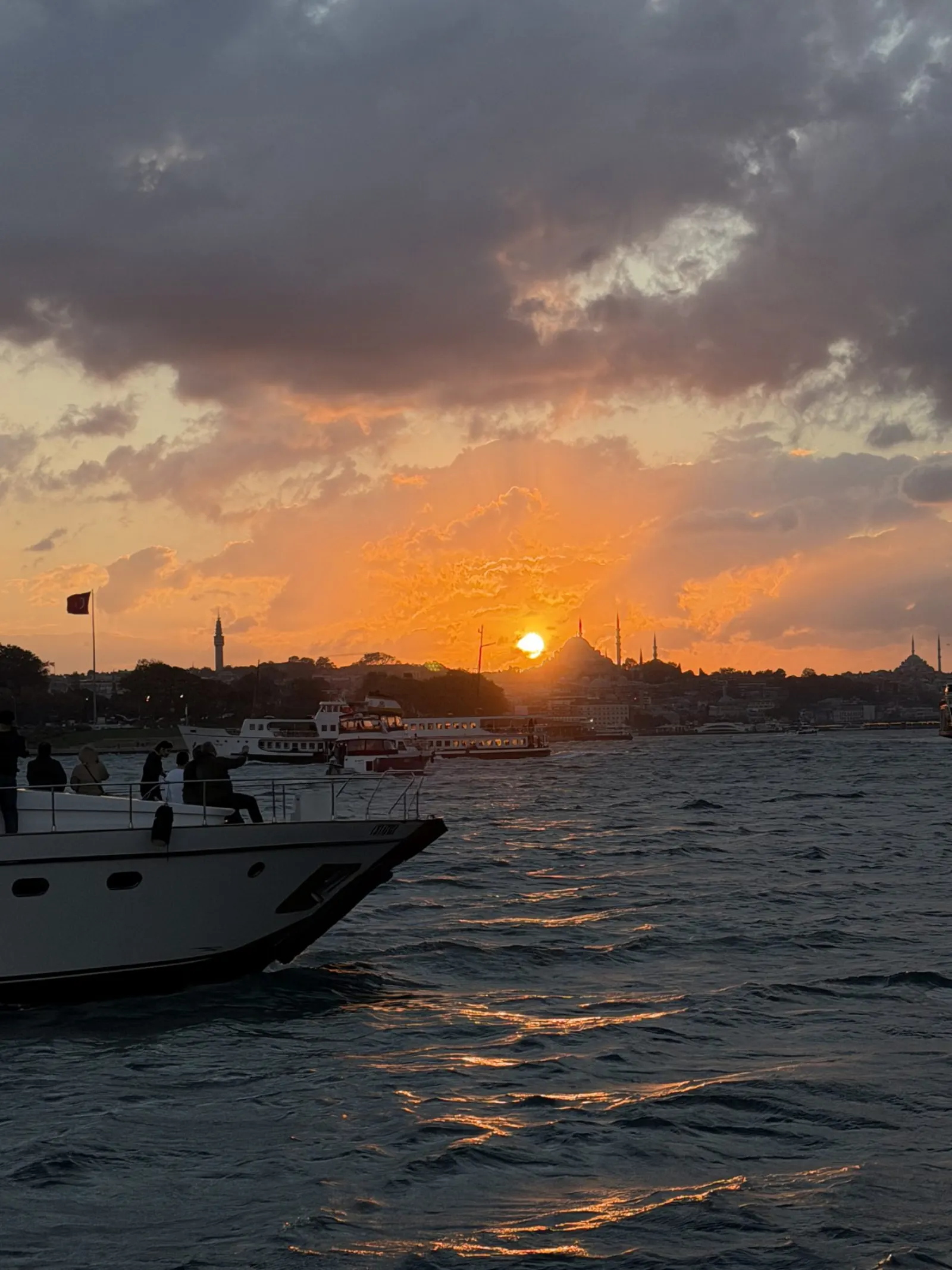 Short Bosphorus tour boat departing from Galataport pier